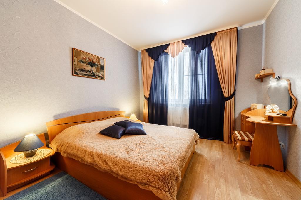 Apartment Domashny Uyut Na Belinskogo 41 Luxe Jekatyerinburg Kültér fotó